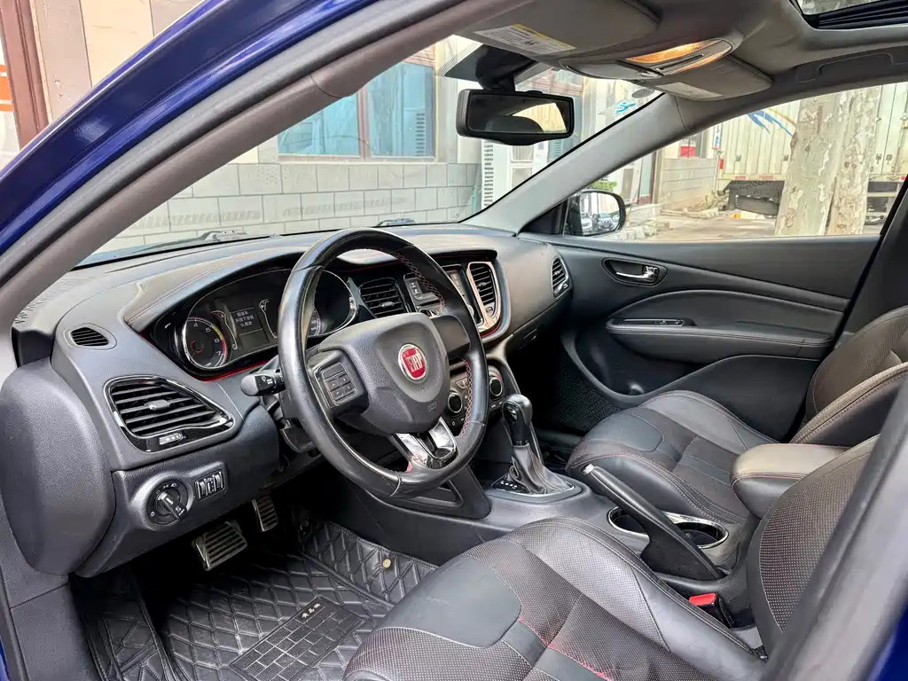 Fiat Dodge Dart 2014 1.4T Automatic Luxury Sport Edition 2015 - thumbnail 10
