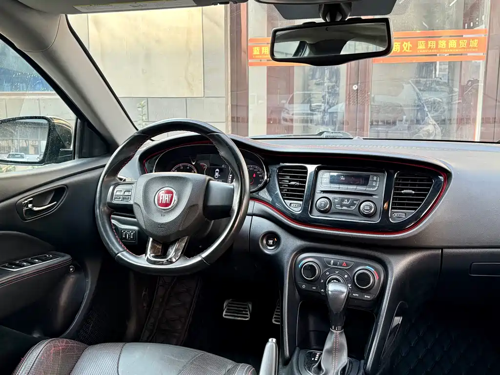 Fiat Dodge Dart 2014 1.4T Automatic Luxury Sport Edition 2015 - thumbnail 13
