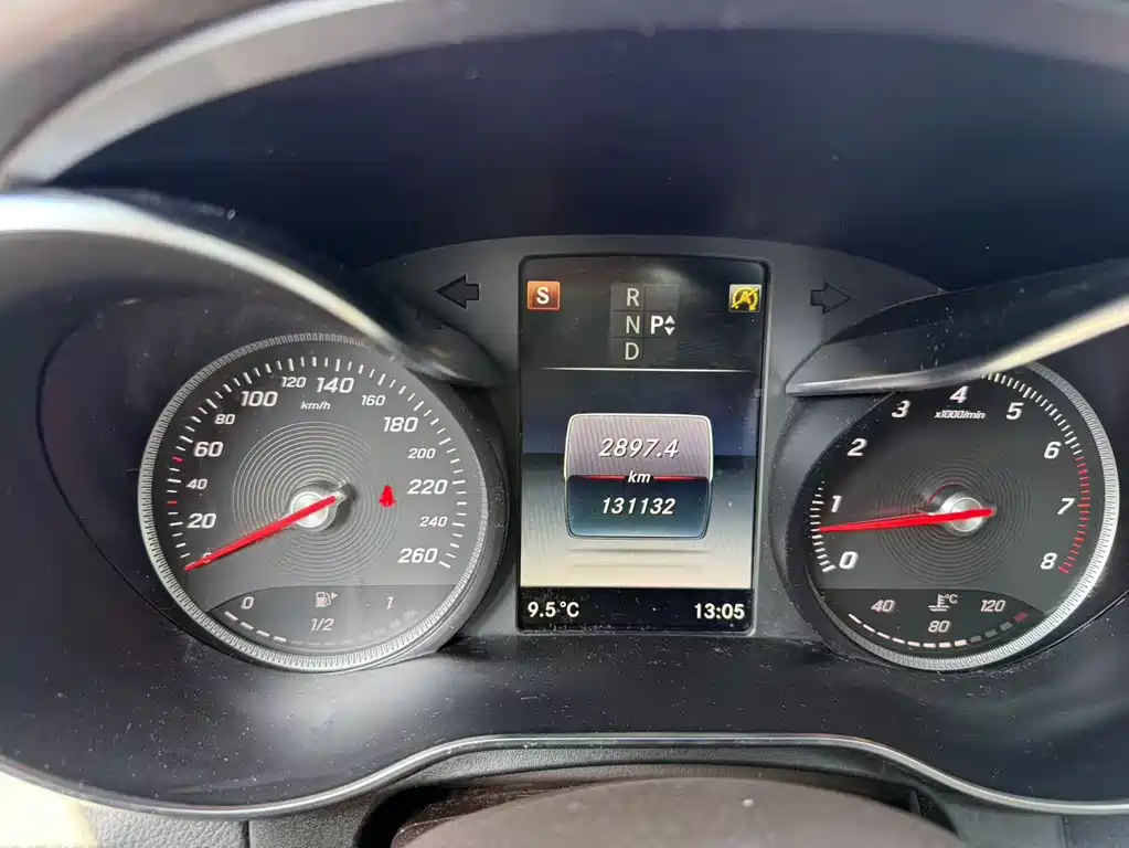 Mercedes-Benz Mercedes-Benz GLC 2018 GLC 260 4MATIC Sport Edition 2018 - thumbnail 8