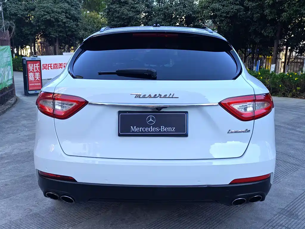Maserati Maserati Levante 2016 3.0T Standard 2017 - thumbnail 5