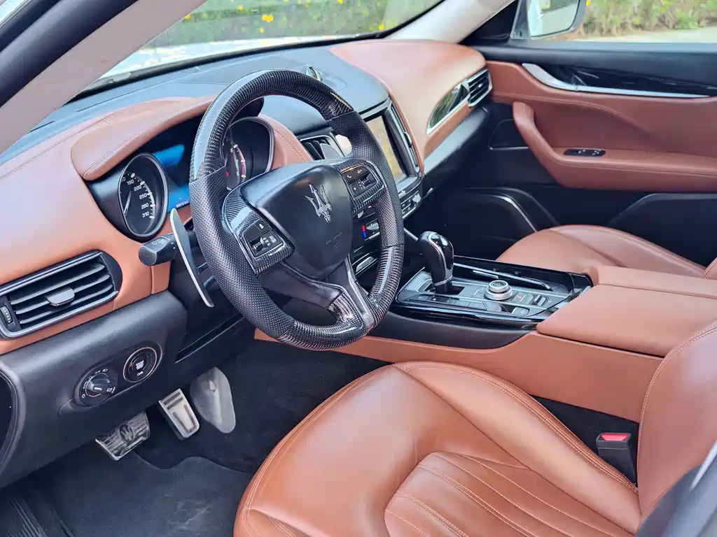 Maserati Maserati Levante 2016 3.0T Standard 2017 - thumbnail 14