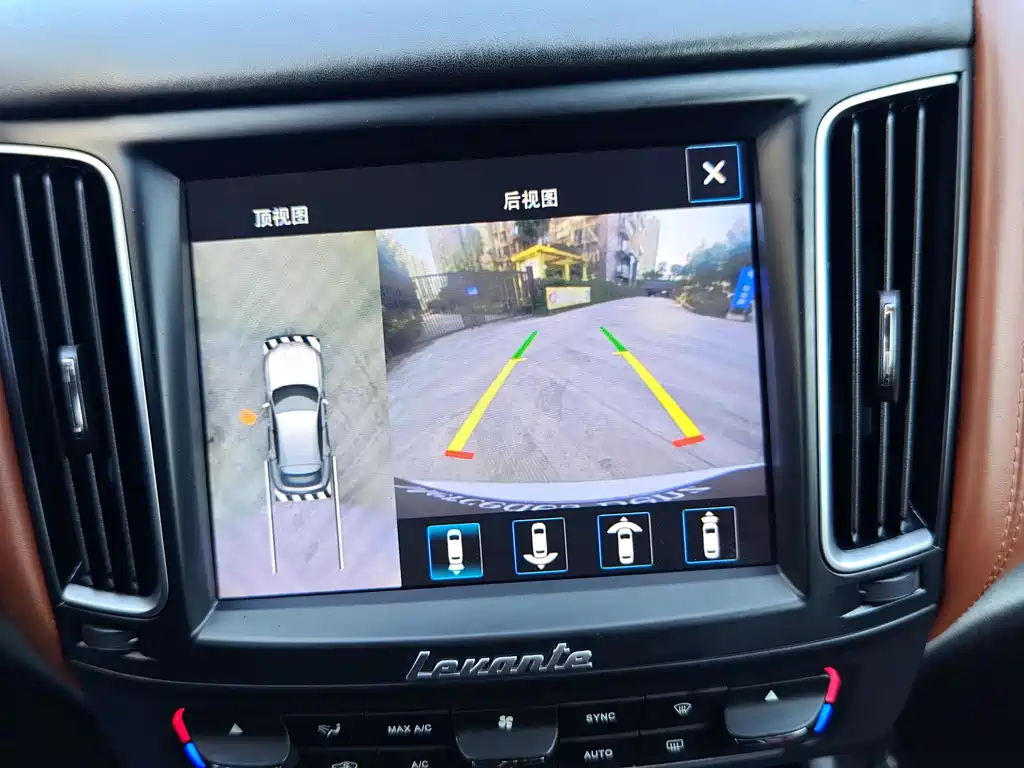 Maserati Maserati Levante 2016 3.0T Standard 2017 - thumbnail 16