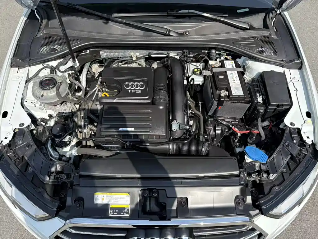 Audi Audi A3 Sportback 35 TFSI Advanced Model 2020 Facelift 2020 - thumbnail 7