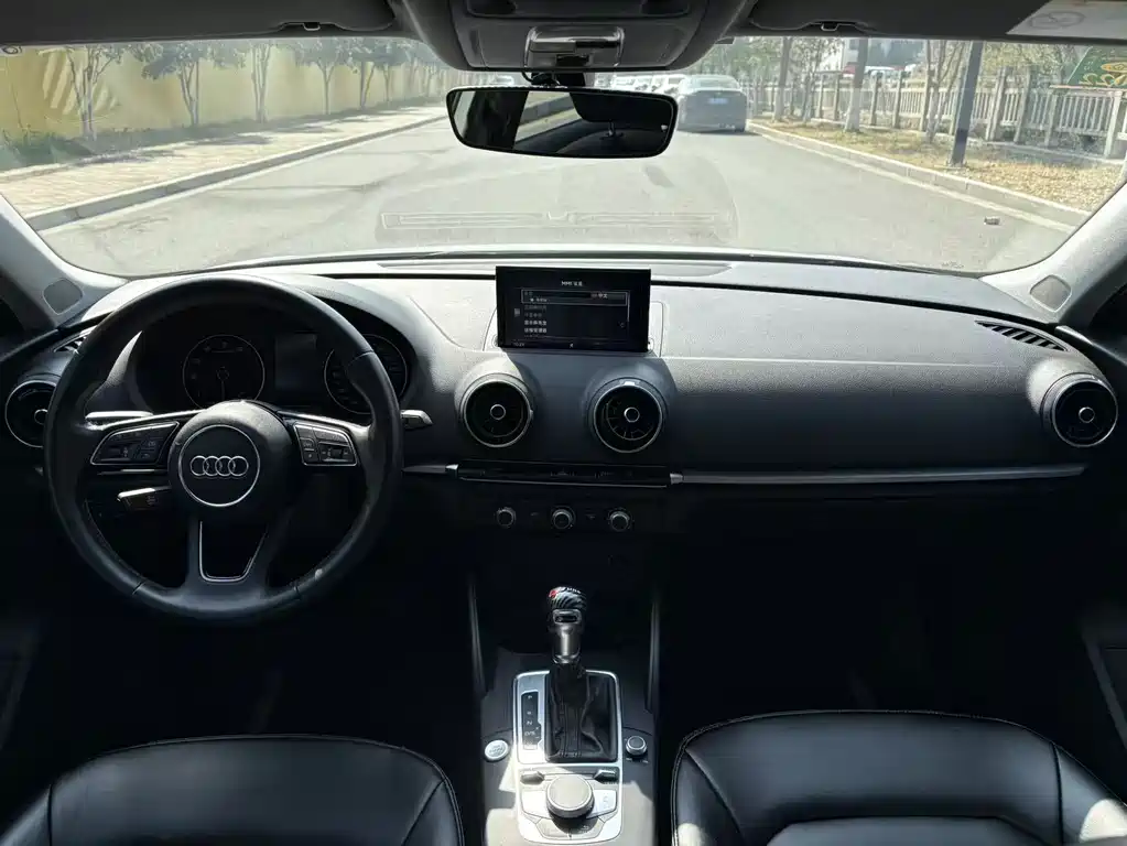 Audi Audi A3 Sportback 35 TFSI Advanced Model 2020 Facelift 2020 - thumbnail 11