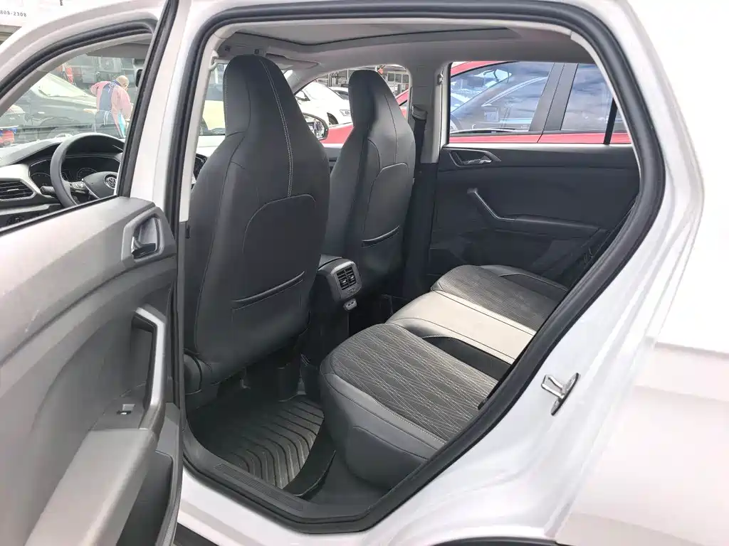 Volkswagen Tiguan 2019 280TSI DSG Comfort Edition 2020 - thumbnail 4