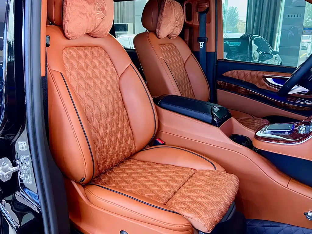Mercedes-Benz Mercedes-Benz V-Class 2024 V 300 L Long Wheelbase Luxury Edition 2025 - thumbnail 8