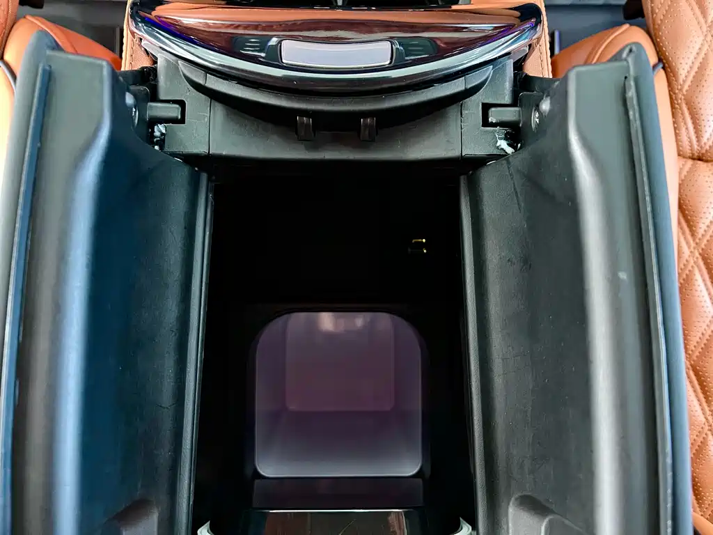 Mercedes-Benz Mercedes-Benz V-Class 2024 V 300 L Long Wheelbase Luxury Edition 2025 - thumbnail 18