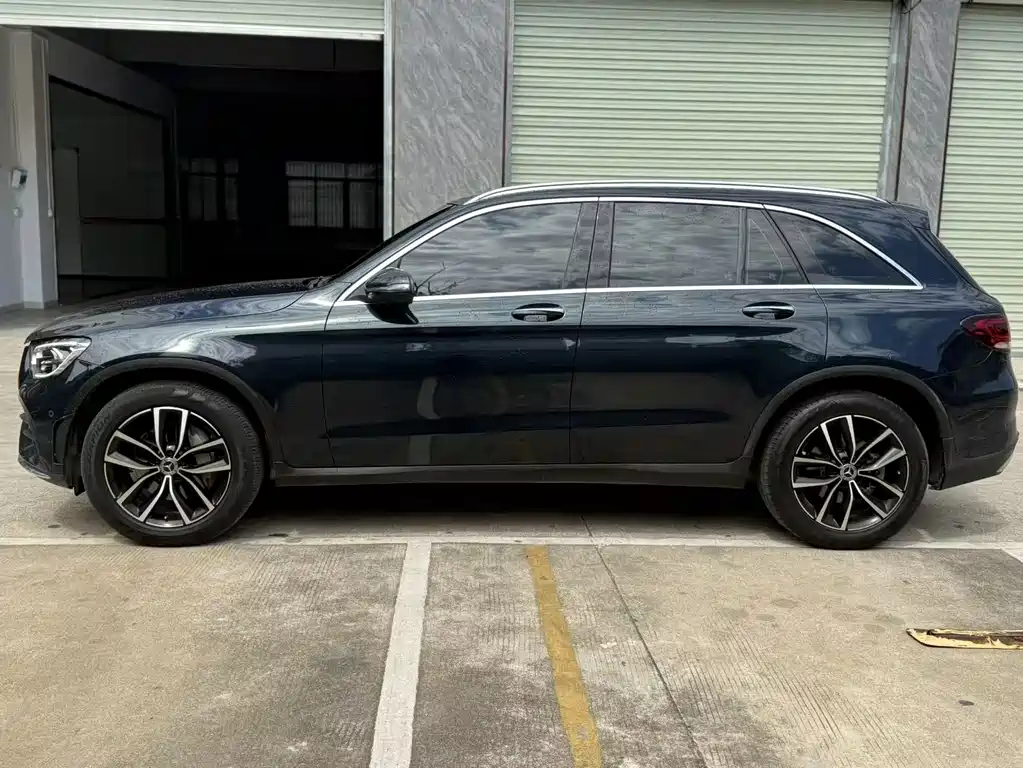 Mercedes-Benz Mercedes-Benz GLC 2021 GLC 260 L 4MATIC Luxury Edition 2021 - thumbnail 5