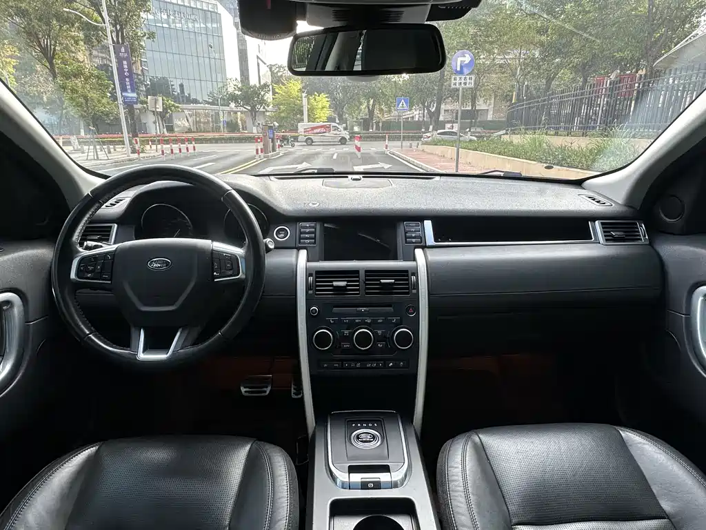 Land Rover Discovery Sport 2015 2.0T HSE LUXURY 2015 - thumbnail 9