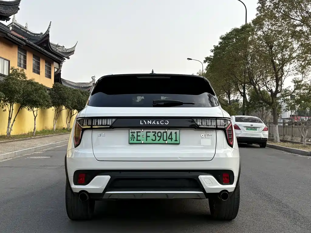 Lynk & Co Lynk & Co 01 EM-P 2018 1.5T PHEV Pro Edition Euro V 2018 - thumbnail 8