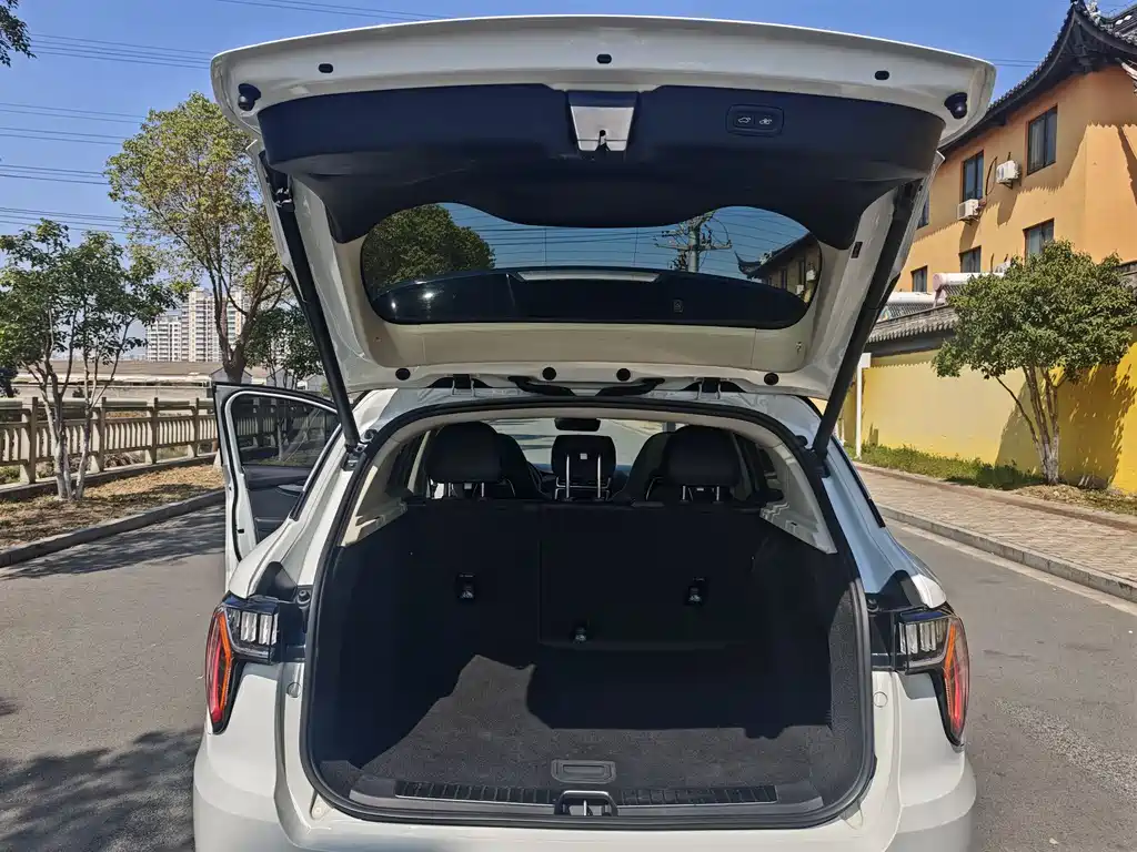 Lynk & Co Lynk & Co 01 EM-P 2018 1.5T PHEV Pro Edition Euro V 2018 - thumbnail 10