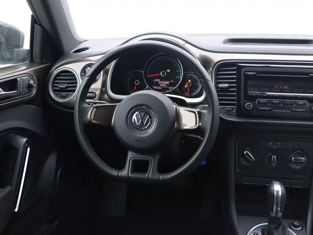 Volkswagen Volkswagen Beetle 2015 180TSI 2016 - thumbnail 15