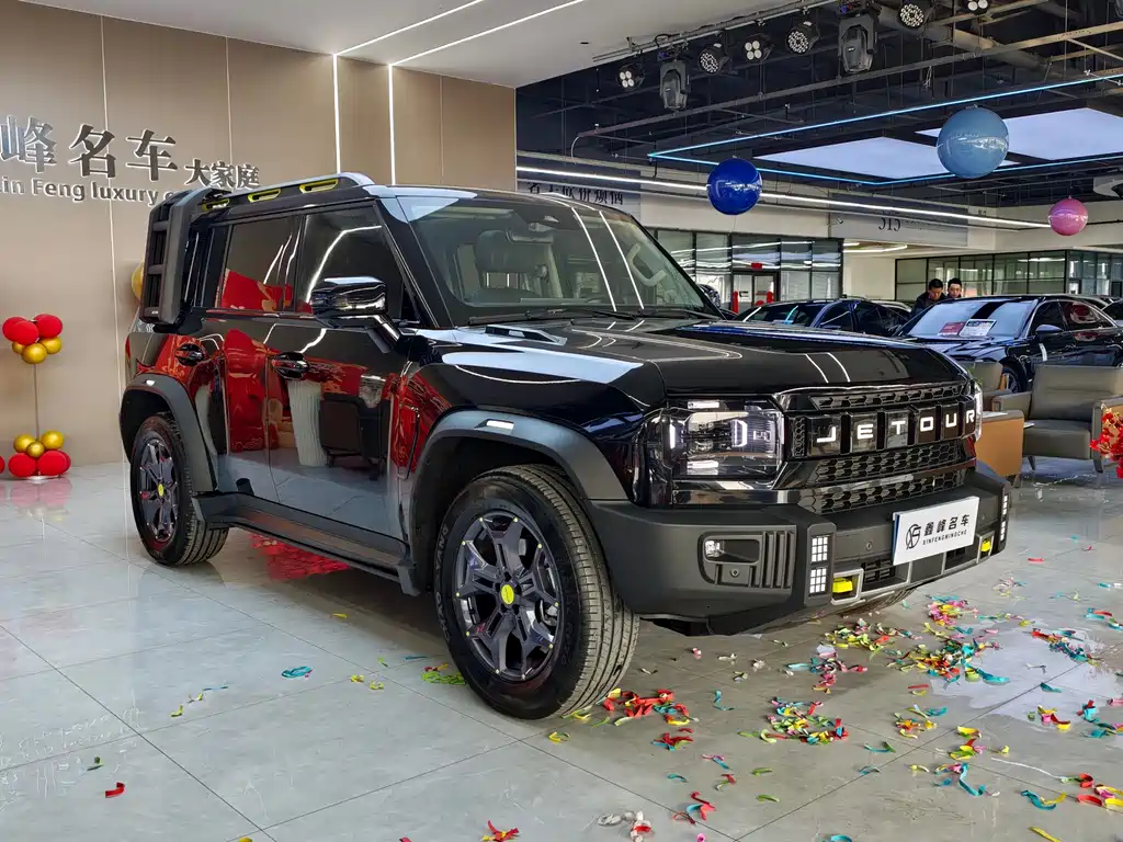 Jetour Jetour Traveler 2024 2.0T AWD Cross PRO Entertainment Edition 2025 - thumbnail 2