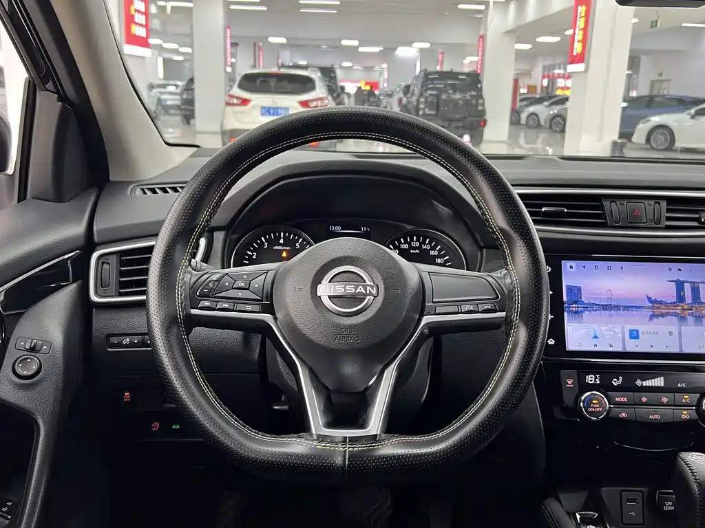 Nissan Nissan Qashqai 2023 Classic 2.0L CVT XV Comfort Edition 2024 - thumbnail 8