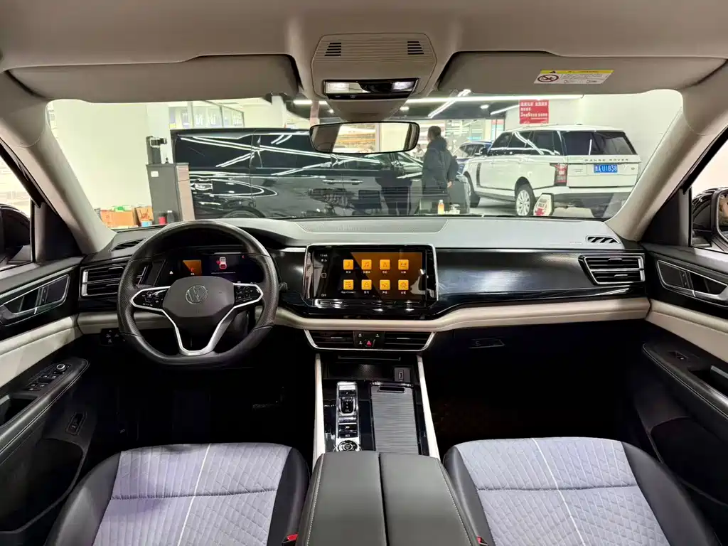 Volkswagen Teramont 2023 Facelift 380TSI AWD Luxury Edition 2022 - thumbnail 9