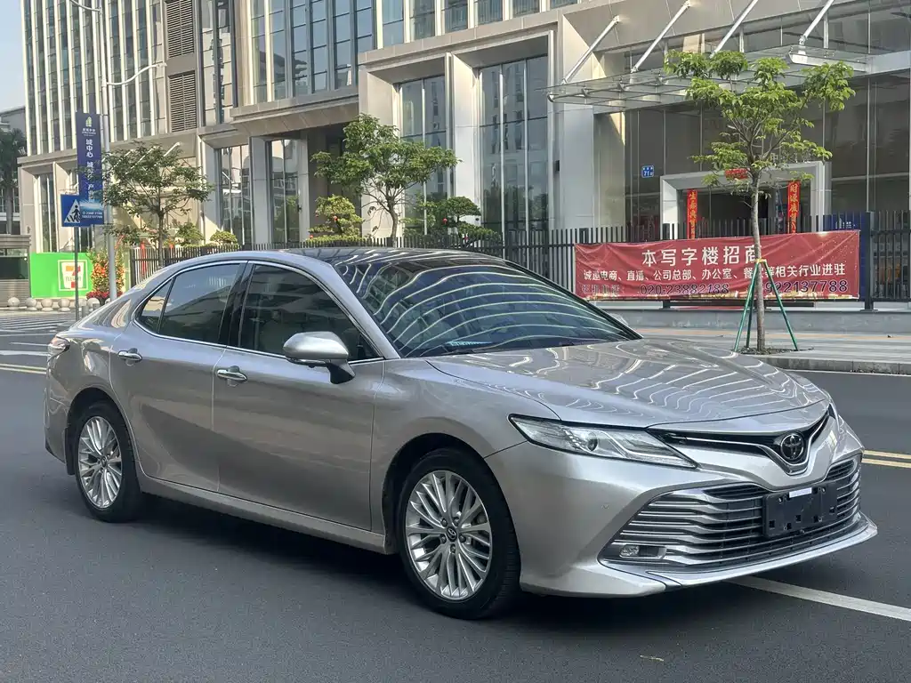 Toyota Toyota Camry 2019 2.5G Luxury Edition China V 2020 - thumbnail 2