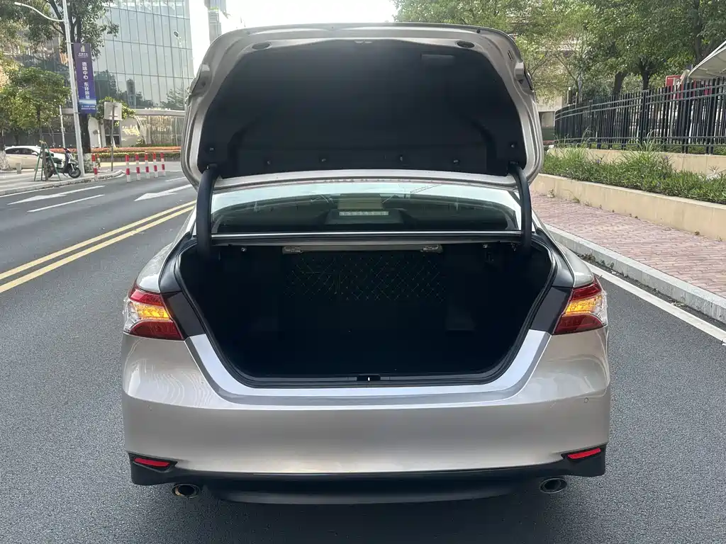Toyota Toyota Camry 2019 2.5G Luxury Edition China V 2020 - thumbnail 5