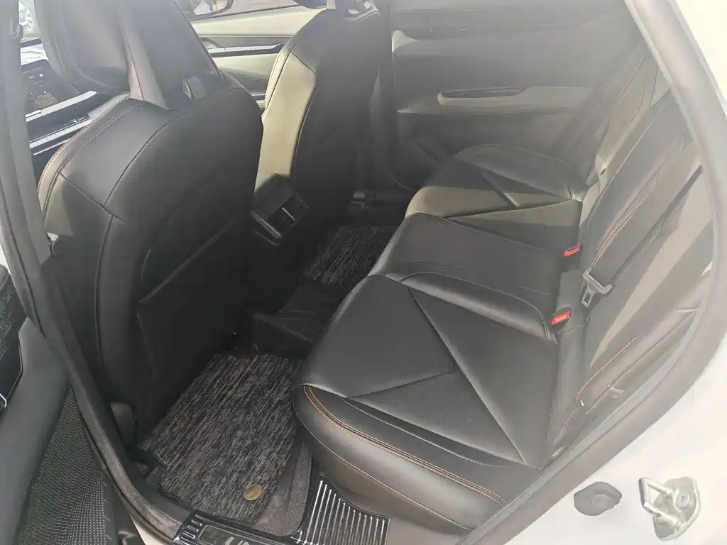 Changan Changan UNI-V 2023 1.5T Sport Edition 2023 - thumbnail 6