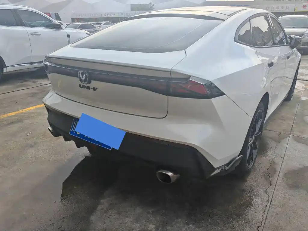Changan Changan UNI-V 2023 1.5T Sport Edition 2023 - thumbnail 8