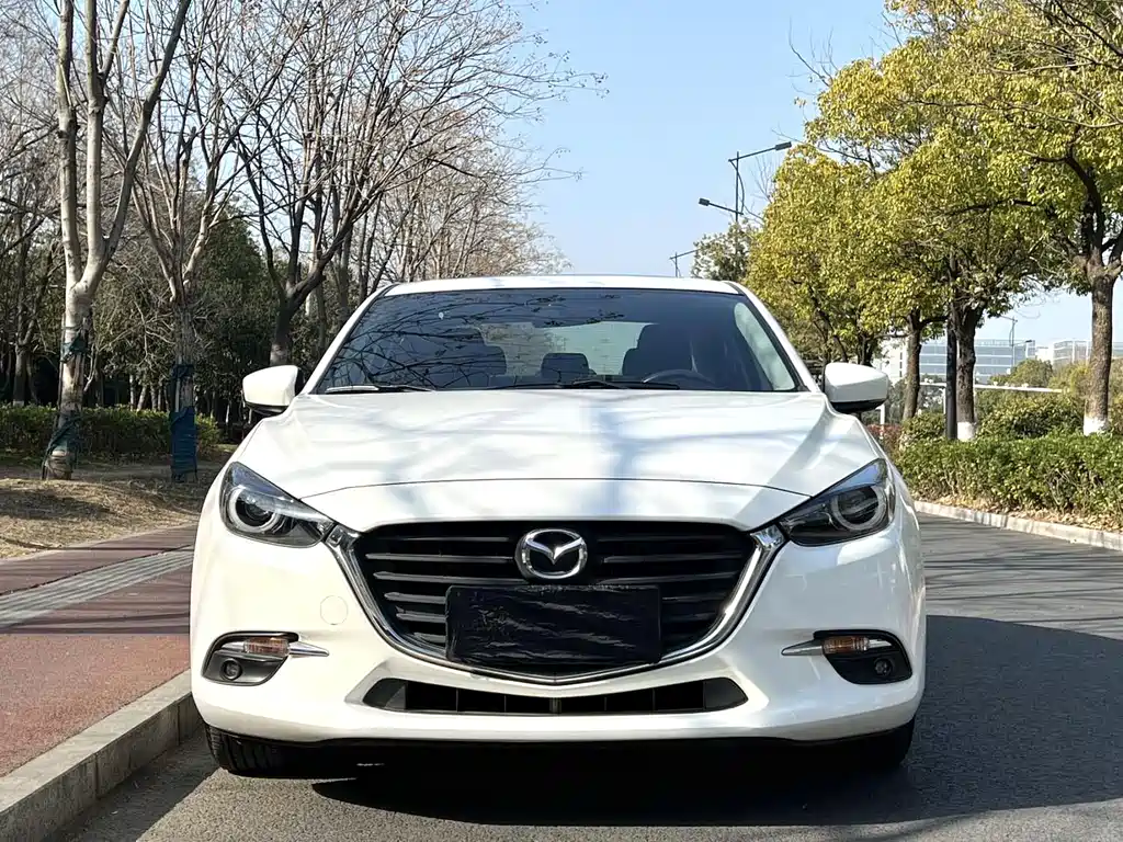 Mazda Mazda 3 Axela 2017 Sedan 1.5L Automatic Luxury Edition China V 2017 - thumbnail 2