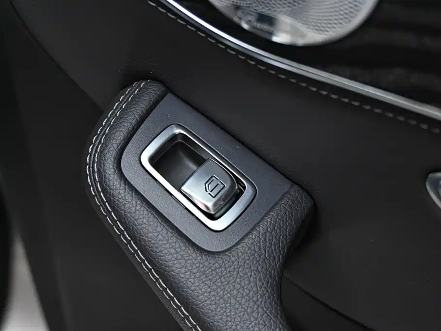 Mercedes-Benz Mercedes-Benz C-Class 2019 C 260 L Sport Edition 2018 - thumbnail 27
