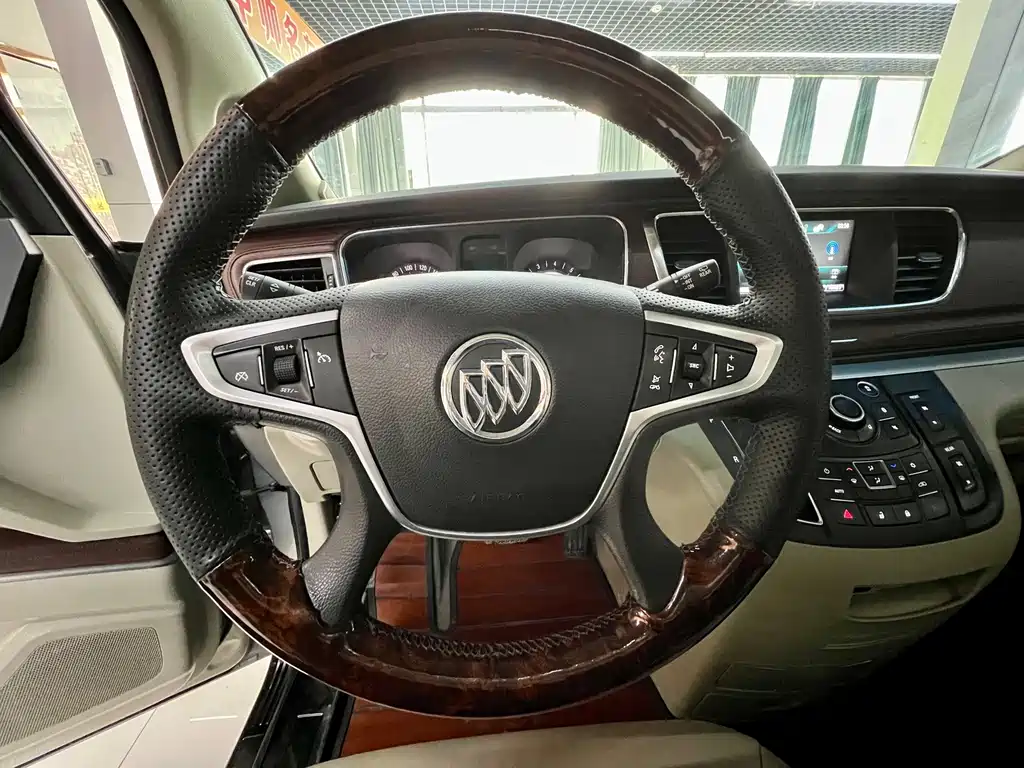 Buick Buick GL8 2017 25S Luxury Edition China V 2019 - thumbnail 9