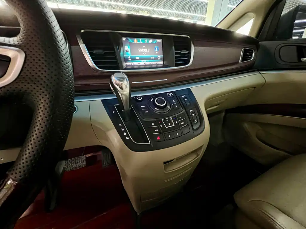 Buick Buick GL8 2017 25S Luxury Edition China V 2019 - thumbnail 10