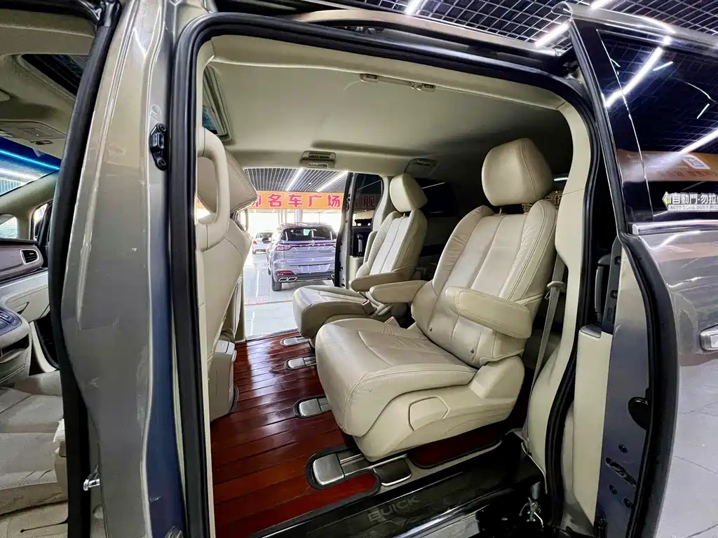 Buick Buick GL8 2017 25S Luxury Edition China V 2019 - thumbnail 13