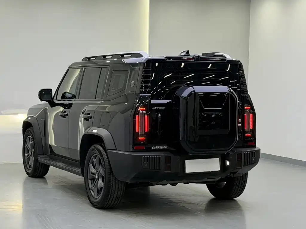 Jetour Jetour Traveler 2024 2.0T AWD Cross PRO Entertainment Edition 2025 - thumbnail 4