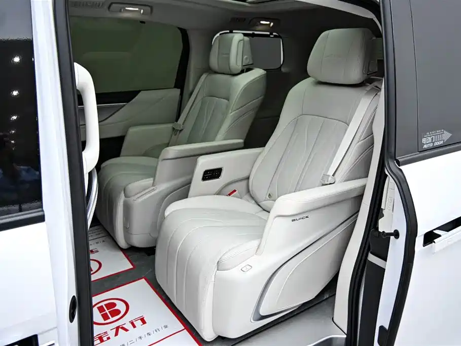 Buick Buick GL8 New Energy 2024 Landtrek Luxury Edition 7-seater 2024 - thumbnail 11