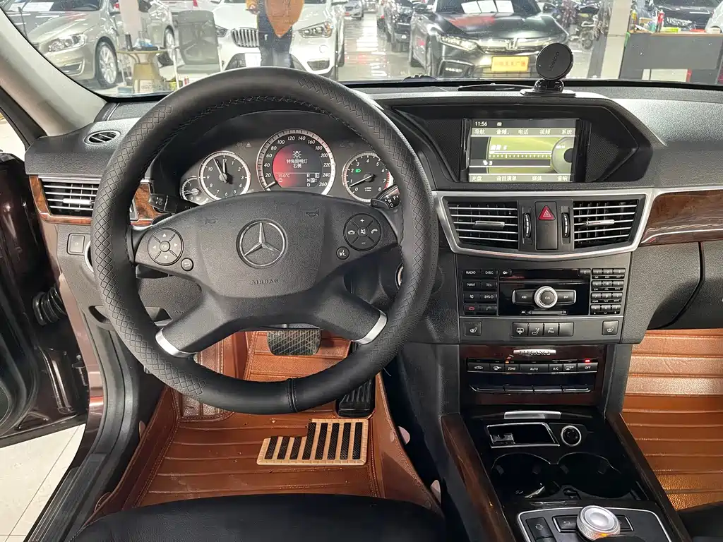 Mercedes-Benz Mercedes-Benz E-Class 2012 E 300 L Elegant 2012 - thumbnail 8