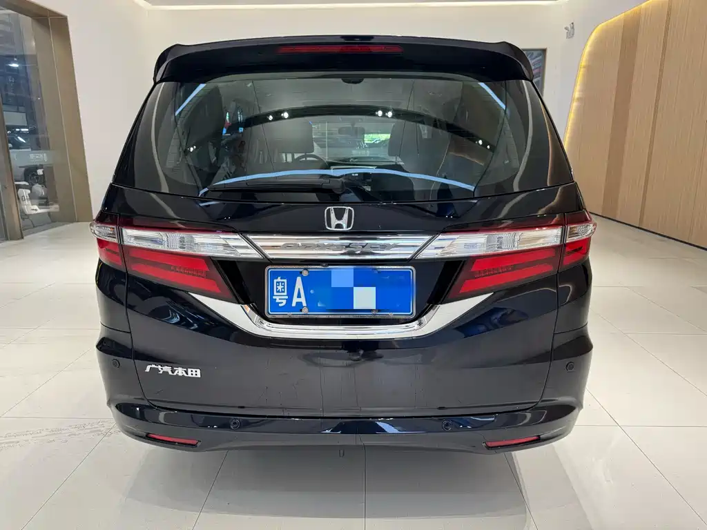 Honda Honda Odyssey 2017 2.4L Luxury Edition 2017 - thumbnail 5