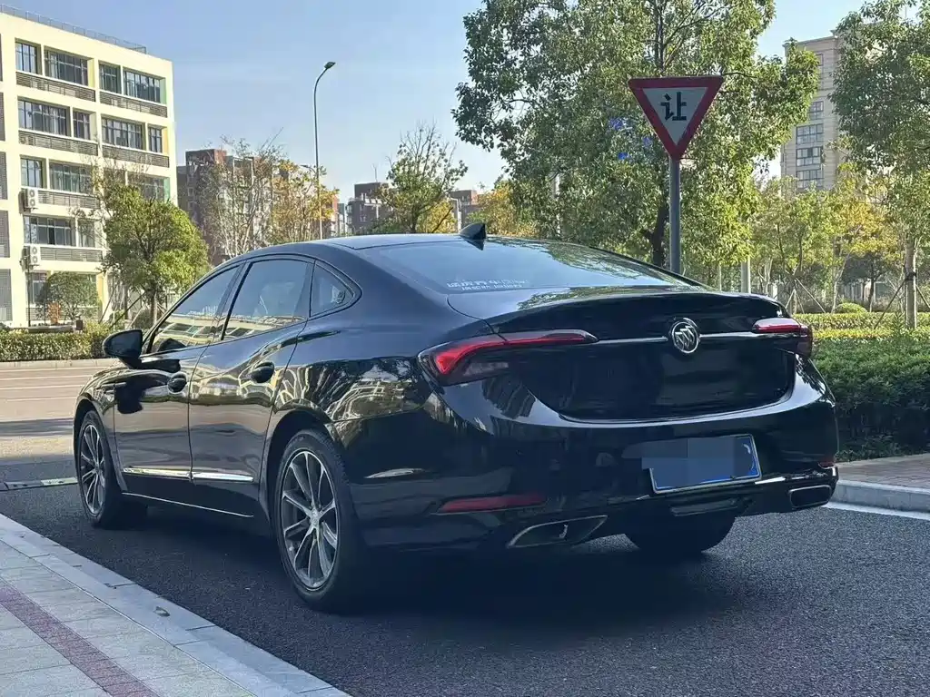 Buick Buick LaCrosse 2019 28T Luxury Edition 2020 - thumbnail 4