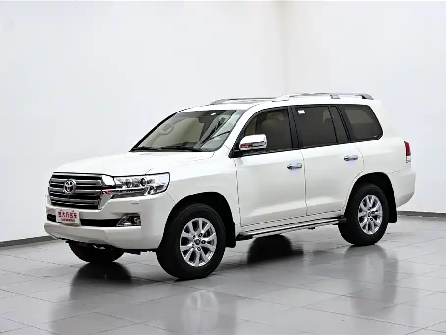 Toyota Land Cruiser (Imported) 2017 Model 4.0L Automatic 2017 - thumbnail 2