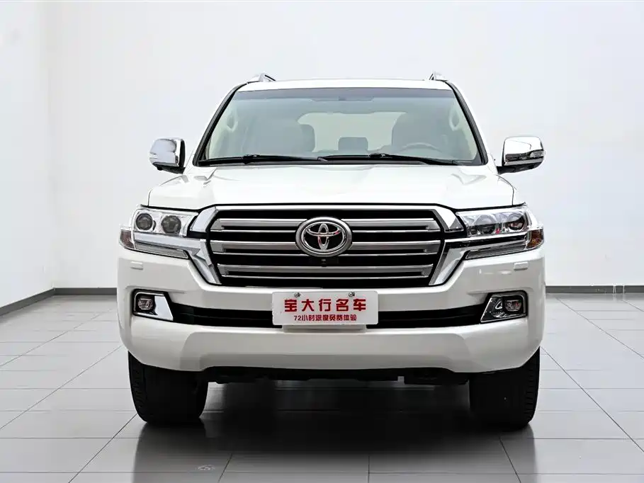 Toyota Land Cruiser (Imported) 2017 Model 4.0L Automatic 2017 - thumbnail 3