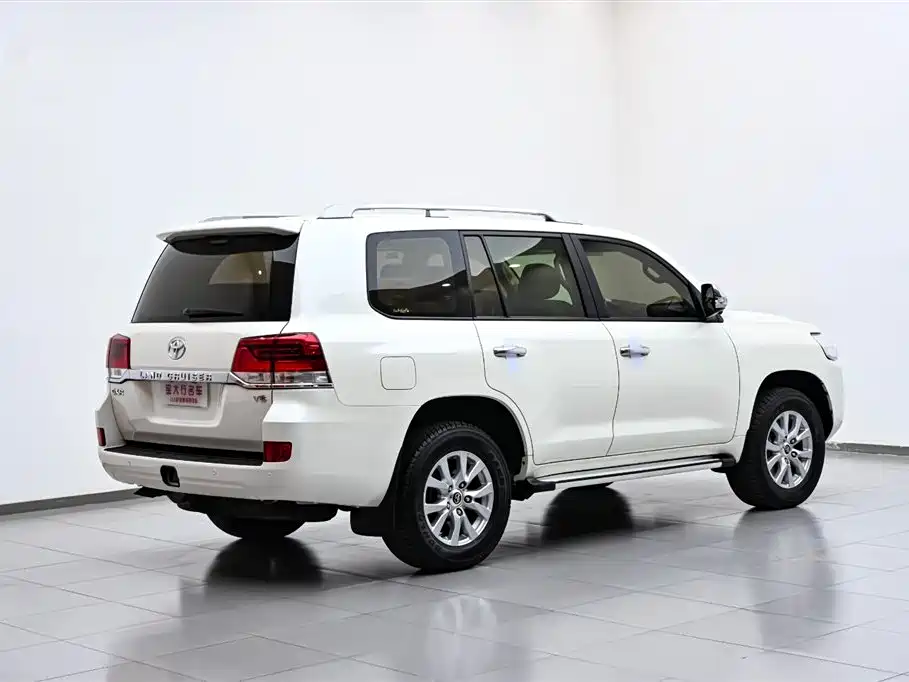 Toyota Land Cruiser (Imported) 2017 Model 4.0L Automatic 2017 - thumbnail 7