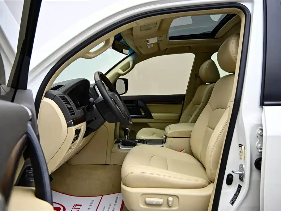 Toyota Land Cruiser (Imported) 2017 Model 4.0L Automatic 2017 - thumbnail 11