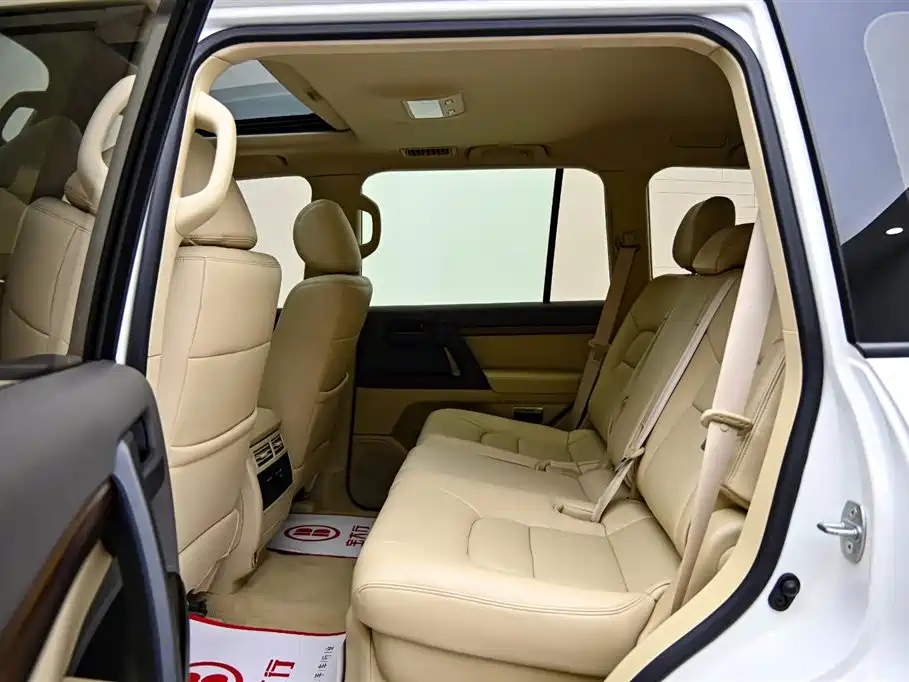 Toyota Land Cruiser (Imported) 2017 Model 4.0L Automatic 2017 - thumbnail 12