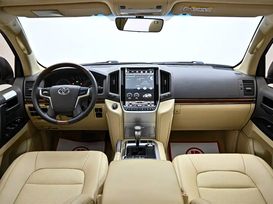 Toyota Land Cruiser (Imported) 2017 Model 4.0L Automatic 2017 - thumbnail 13