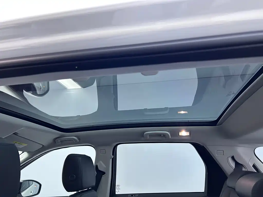 Land Rover Discovery Sport 2018 240PS HSE 2019 - thumbnail 21