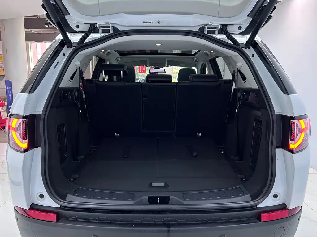 Land Rover Discovery Sport 2018 240PS HSE 2019 - thumbnail 22
