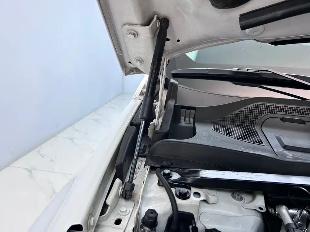 Land Rover Discovery Sport 2018 240PS HSE 2019 - thumbnail 27