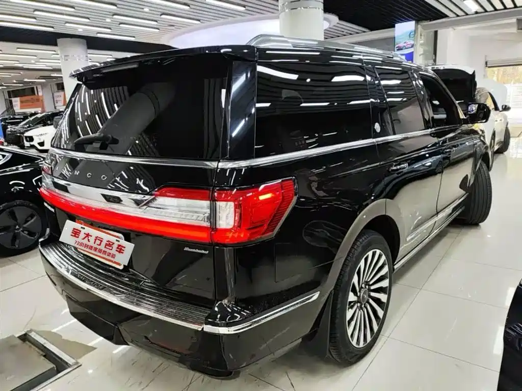 Lincoln Lincoln Navigator 2020 3.5T Select Edition 2020 - thumbnail 2