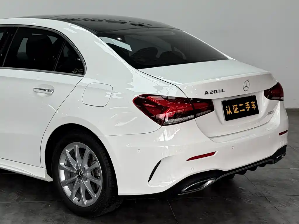 Mercedes-Benz Mercedes-Benz A-Class 2020 A 200 L Sport Sedan 2020 - thumbnail 14