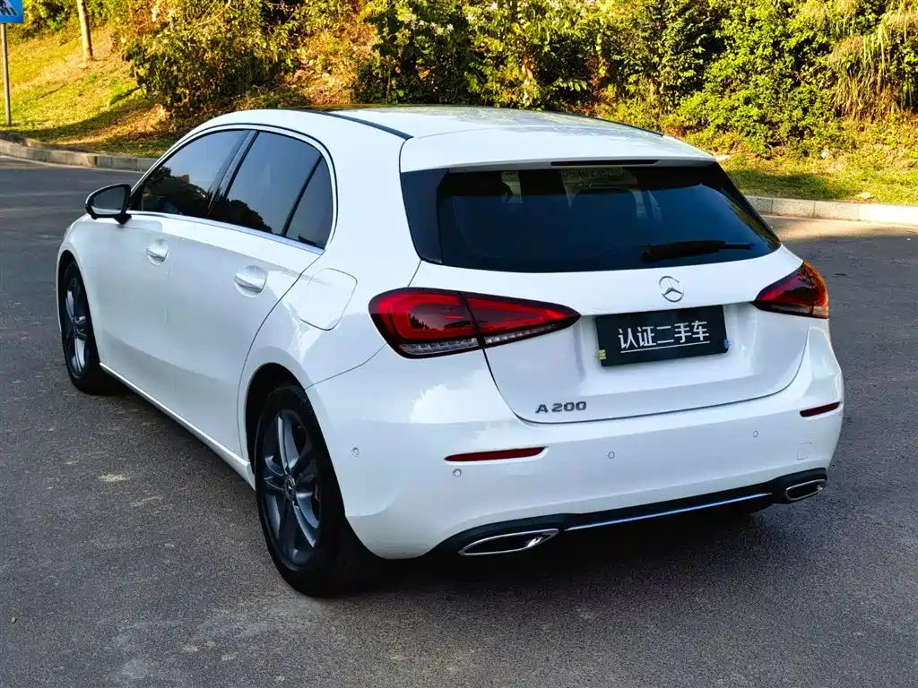 Mercedes-Benz Mercedes-Benz A-Class 2019 A 200 Sport Edition 2020 - thumbnail 5