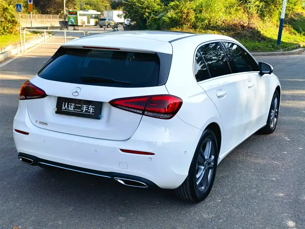 Mercedes-Benz Mercedes-Benz A-Class 2019 A 200 Sport Edition 2020 - thumbnail 7