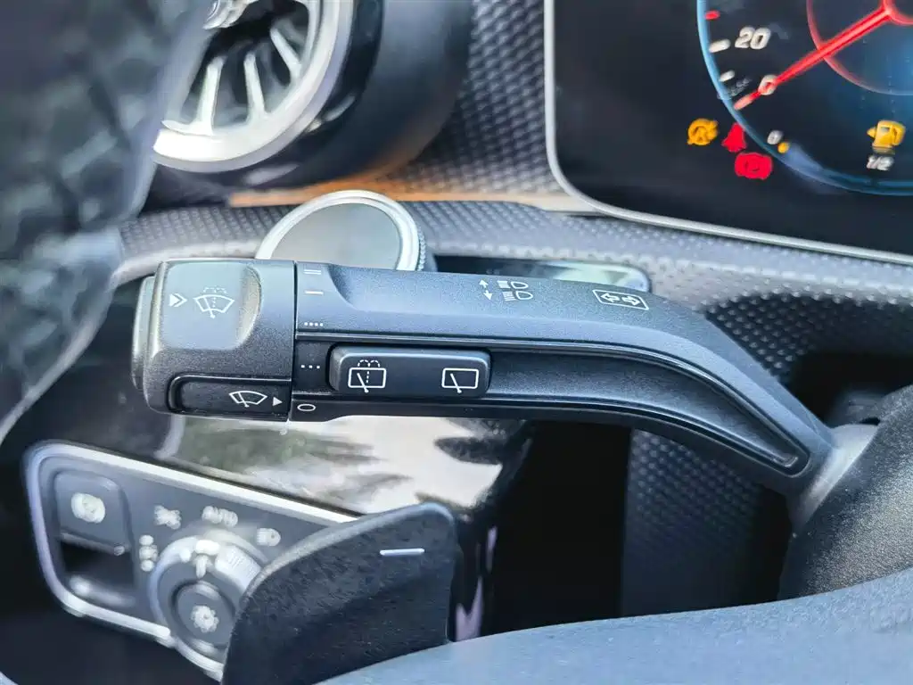 Mercedes-Benz Mercedes-Benz A-Class 2019 A 200 Sport Edition 2020 - thumbnail 26