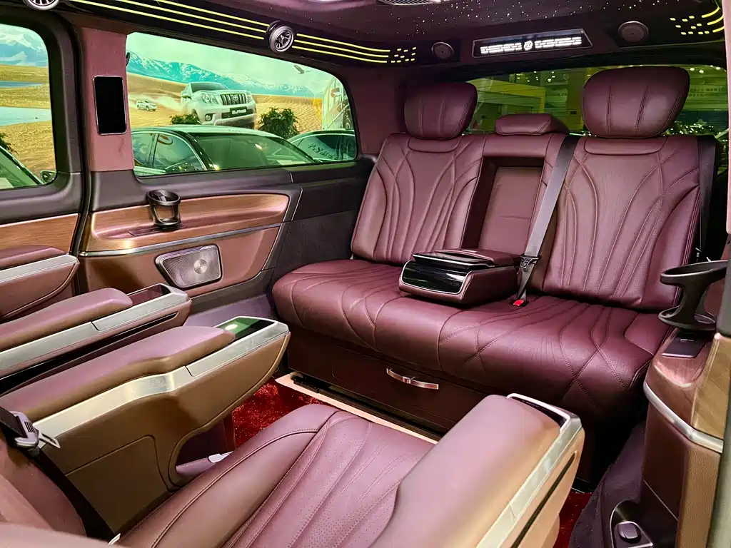 Mercedes-Benz Mercedes-Benz V-Class 2022 V 260 L Long Wheelbase Premium Edition 2024 - thumbnail 13