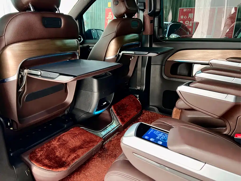 Mercedes-Benz Mercedes-Benz V-Class 2022 V 260 L Long Wheelbase Premium Edition 2024 - thumbnail 20