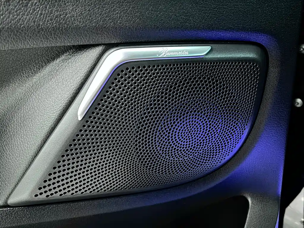 Mercedes-Benz Mercedes-Benz V-Class 2022 V 260 L Long Wheelbase Premium Edition 2024 - thumbnail 27